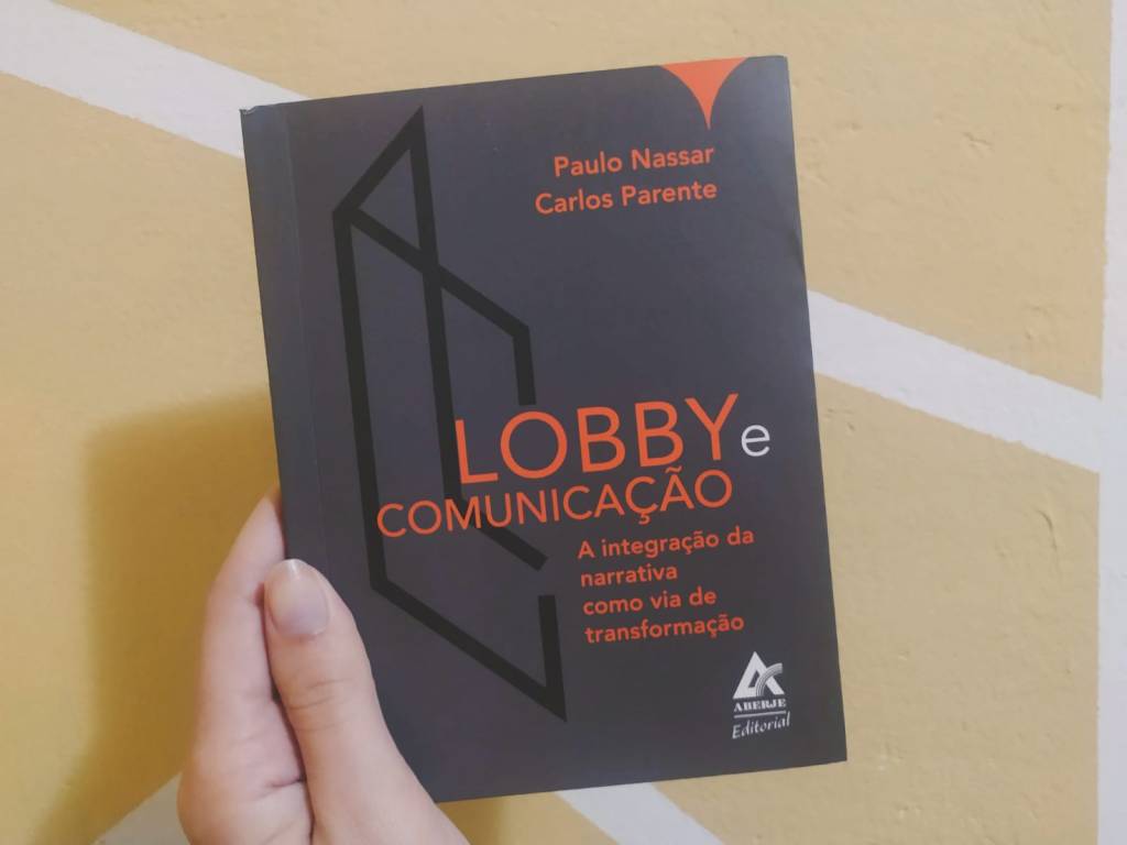 Resenha: Lobby e&nbsp;Comunicação