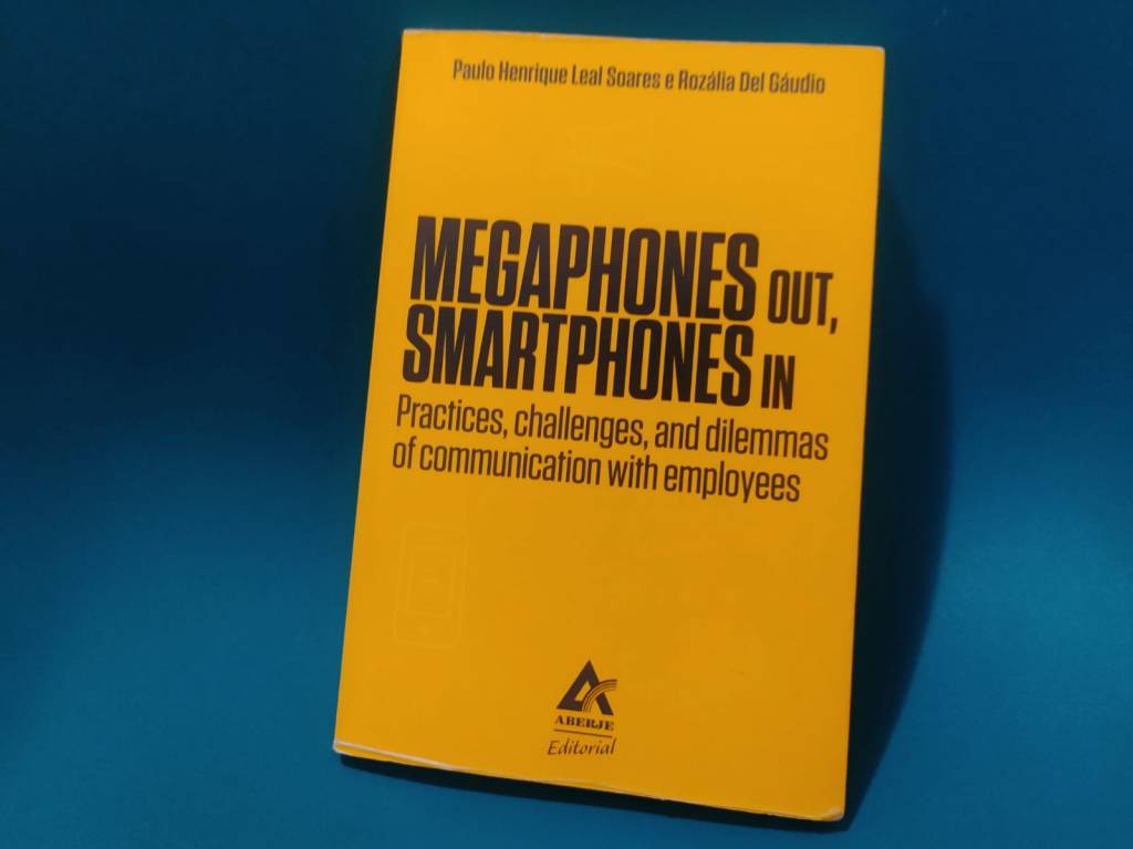 Resenha: Sem megafone, com smartphone – Paulo Leal e Rozália Del&nbsp;Gáudio